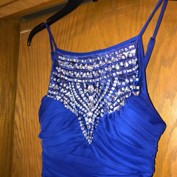 PROM DRESS! - Picture 2 of 7
